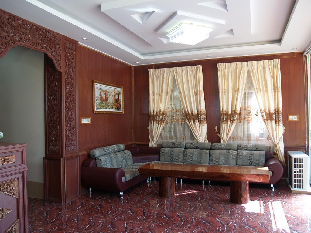 מנדלאי Nice Dream Hotel מראה חיצוני תמונה