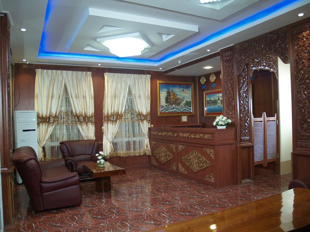 מנדלאי Nice Dream Hotel מראה חיצוני תמונה